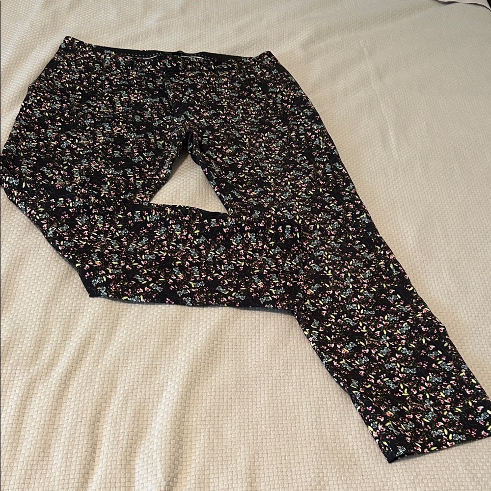 Banana Republic Black Multicolor Cropped Pants